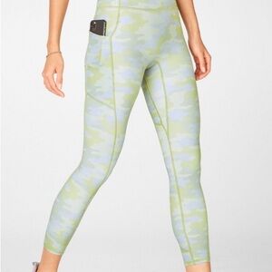 listing-status-banner